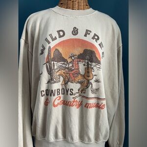 HRT LUV Wild and Free Cowboy Country Music Tan Graphic Soft Sweatshirt Large